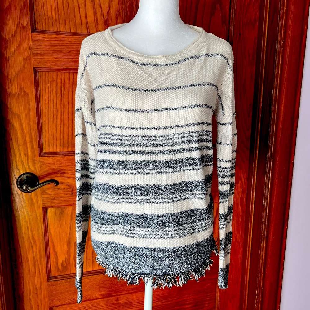 Max Studio Sweater - Size M